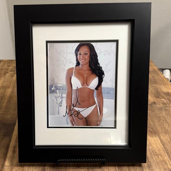 Mel B Spice Girls Melanie Brown Autographed Framed Photo 14x17 COA Iconographs - Picture 3 of 7